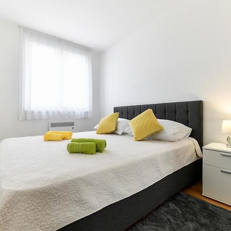 Modern Apartment For 2025' Vacation In Zadar Exteriér fotografie