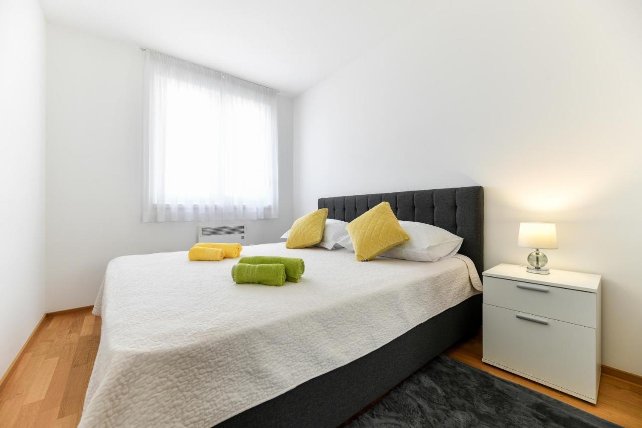 Modern Apartment For 2025' Vacation In Zadar Exteriér fotografie