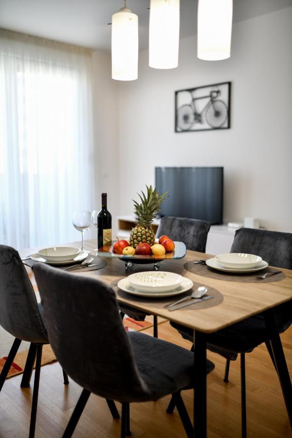 Modern Apartment For 2025' Vacation In Zadar Exteriér fotografie
