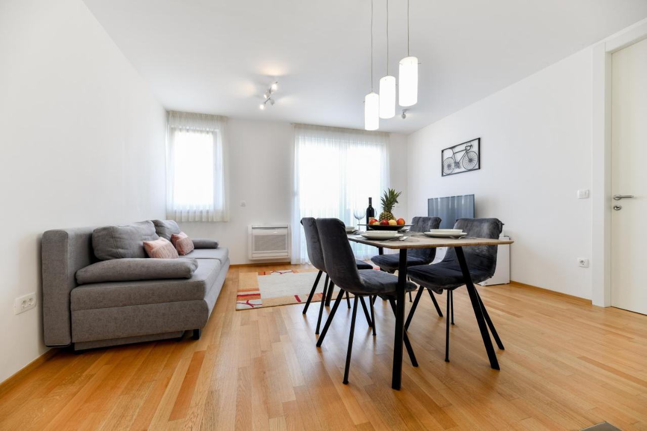 Modern Apartment For 2025' Vacation In Zadar Exteriér fotografie